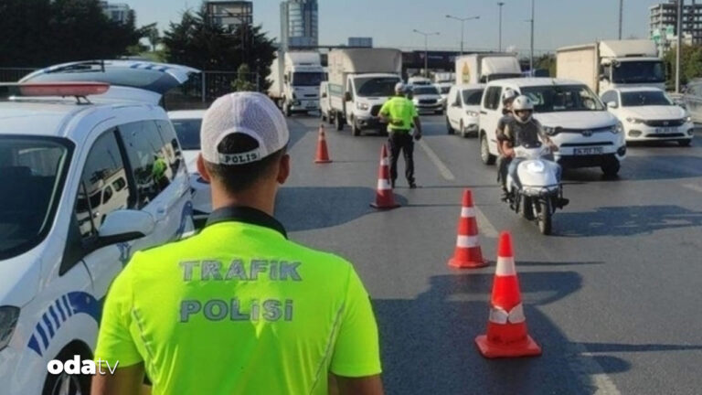 istanbullular-dikkat-provalar-basladi-yollar-trafige-kapandi-u8YDs1TR.jpg