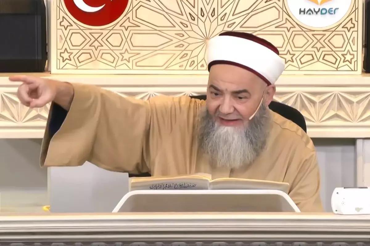 cubbeli ahmet hoca resmen ofke kustu serefsizler dinleyin XMm9Zenh