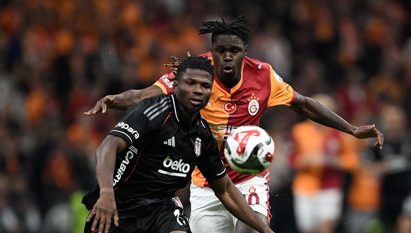 galatasaraydan wilfried singo icin sakatlik aciklamasi vthSnHN3