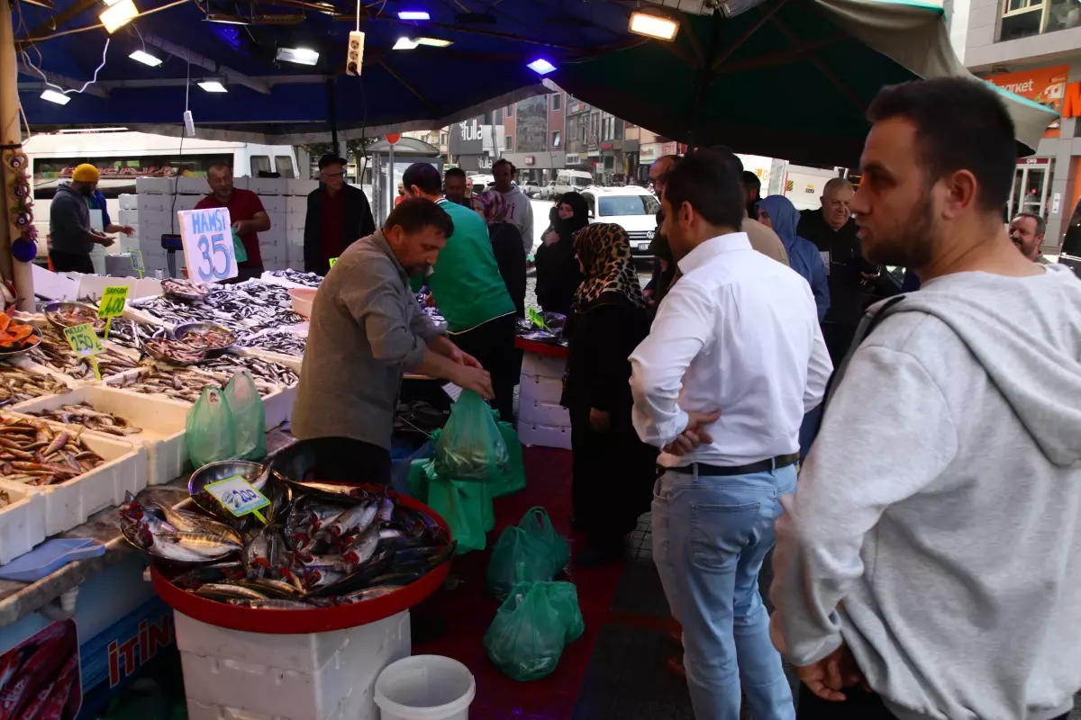 rizede hamsi fiyatlari dusuyor hZFIcjt6.jpg