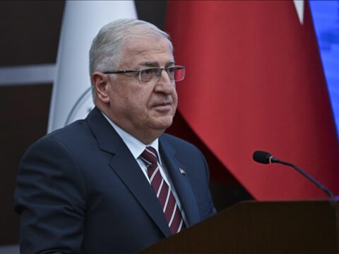 Bakan Güler, İran Savunma Bakan Vekili ile görüştü